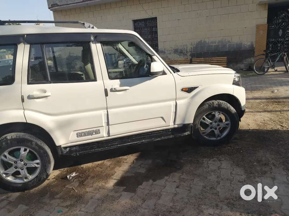 Mahindra Scorpio S6 Plus 2017 Diesel