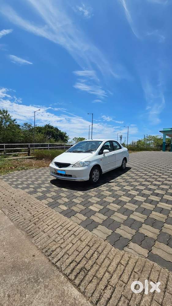 Honda City Zx Petrol 2005