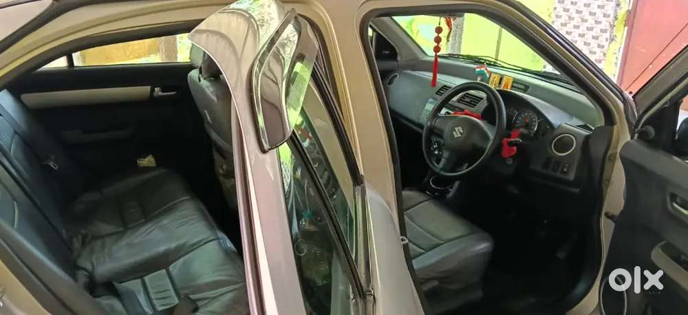 Maruti Suzuki Swift 2011 Dzire