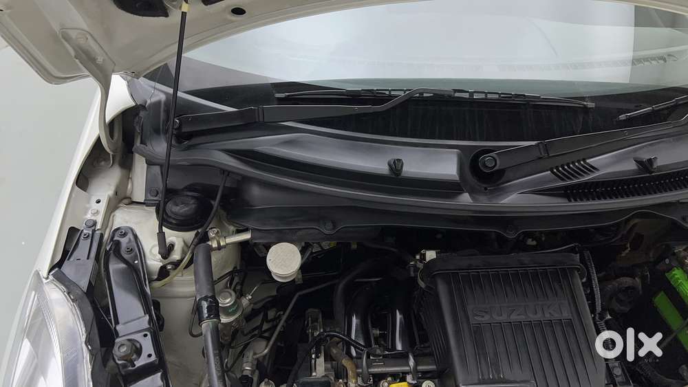 Maruti Suzuki Swift 1.2 Lxi (o), 2015, Petrol