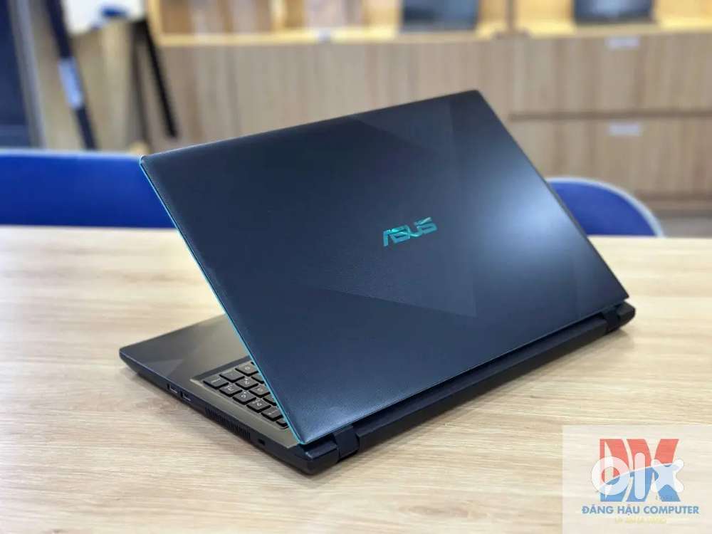 Asus gaming laptop with 8GB ram 1tb hdd and 128 gb ssd Computers