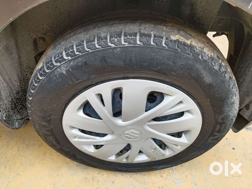 Maruti Suzuki Swift Vxi, 2016, Petrol