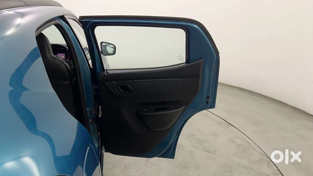 Renault Kwid 2019-ongoing 1.0 Rxt Amt (o), 2021, Petrol