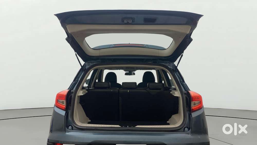 Mahindra Xuv300 W8, 2020, Petrol