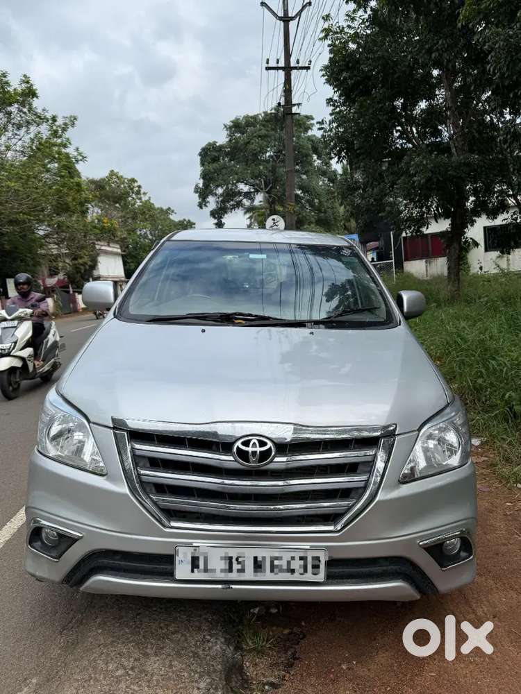 Re Innova 2.5 G 2012 Diesel