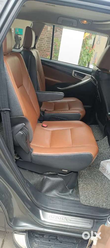 Toyota Innova Crysta 2.8 Z