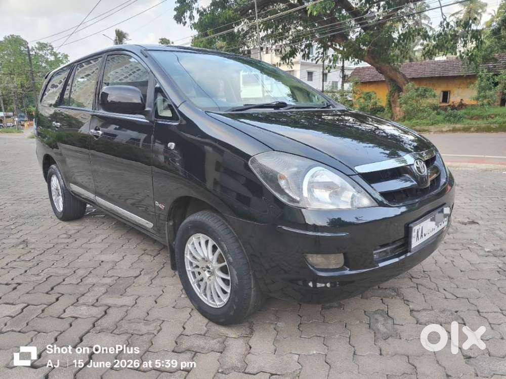 Toyota Innova 2.5 G (diesel) 7 Seater Bs Iv, 2006, Diesel