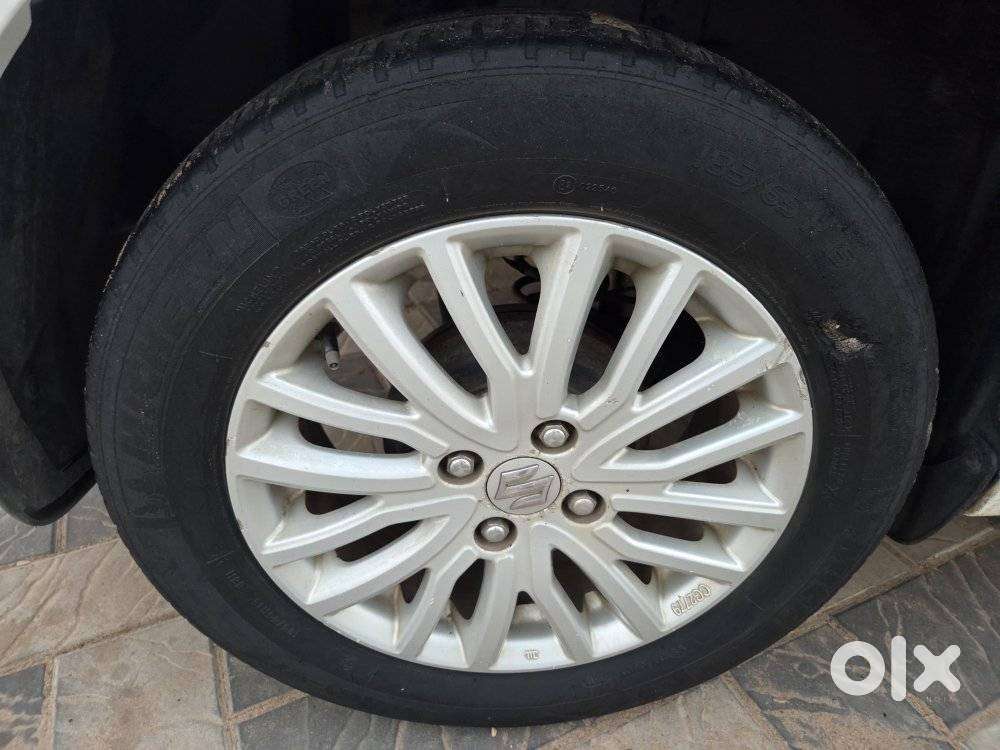 Maruti Suzuki Dzire 1.2 Zxi, 2020, Petrol