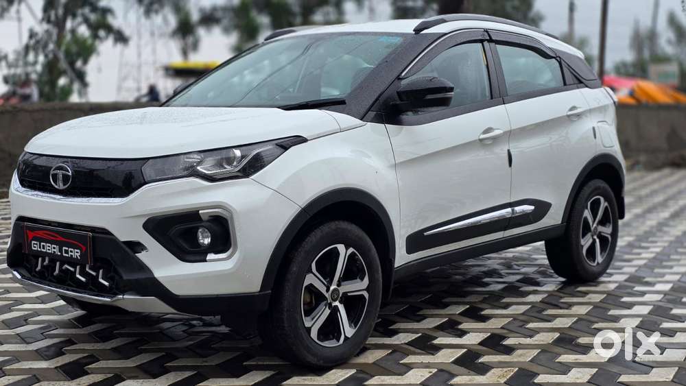 Tata Nexon 1.2 Revotron Xz Plus, 2023, Petrol