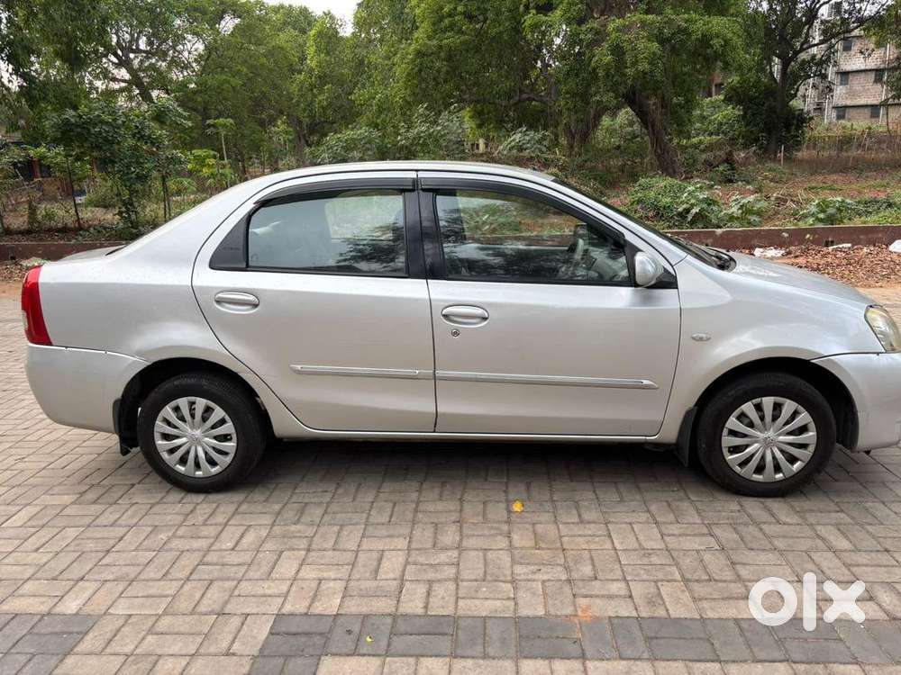 Toyota Etios 2011 Petrol 102204 Km Driven
