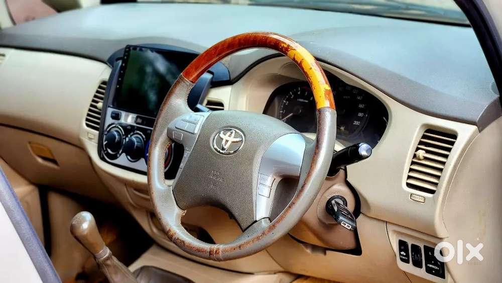 Toyota Innova 2012 Diesel 168000 Km Driven