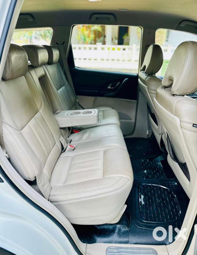Mahindra Xuv500 2015