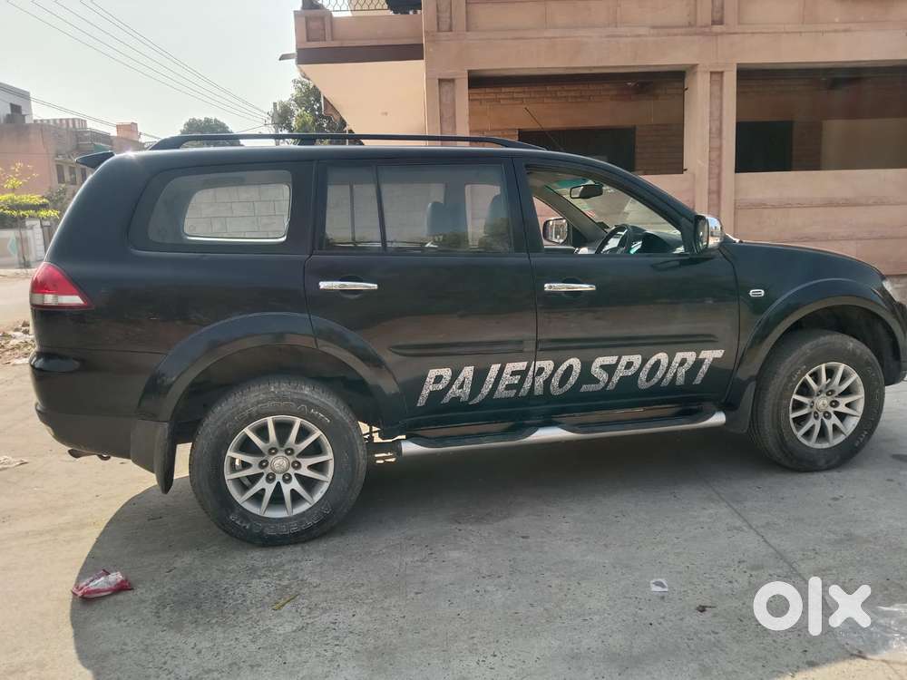 Mitsubishi Pajero Sport 2.5 Automatic, 2015, Diesel