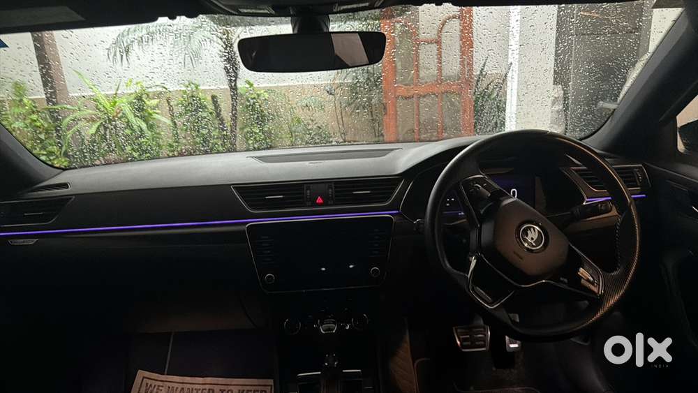 Skoda Superb Petrol 2022
