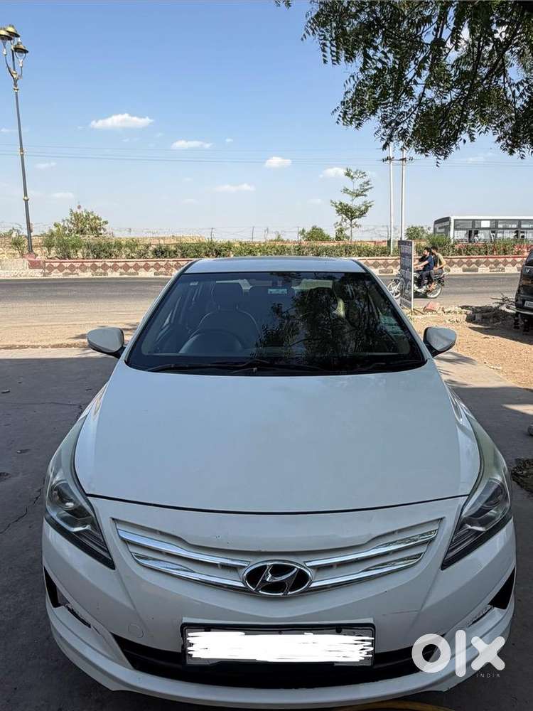 Hyundai Verna 2015 Petrol Well Maintained