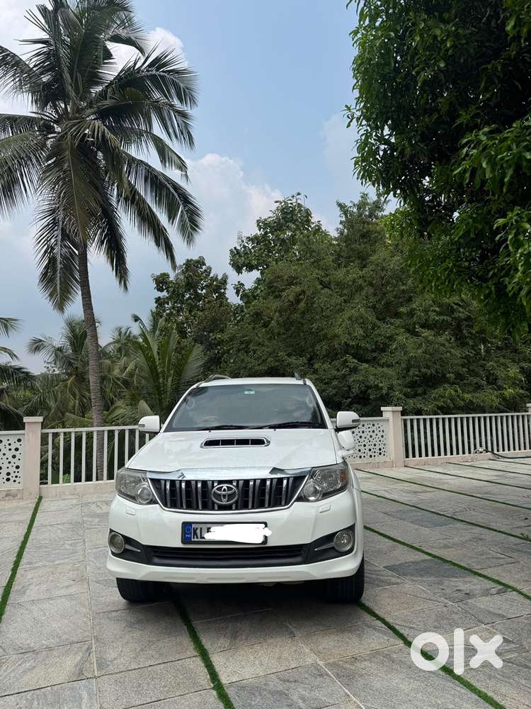 Toyota Fortuner Diesel 2012 Km Driven
