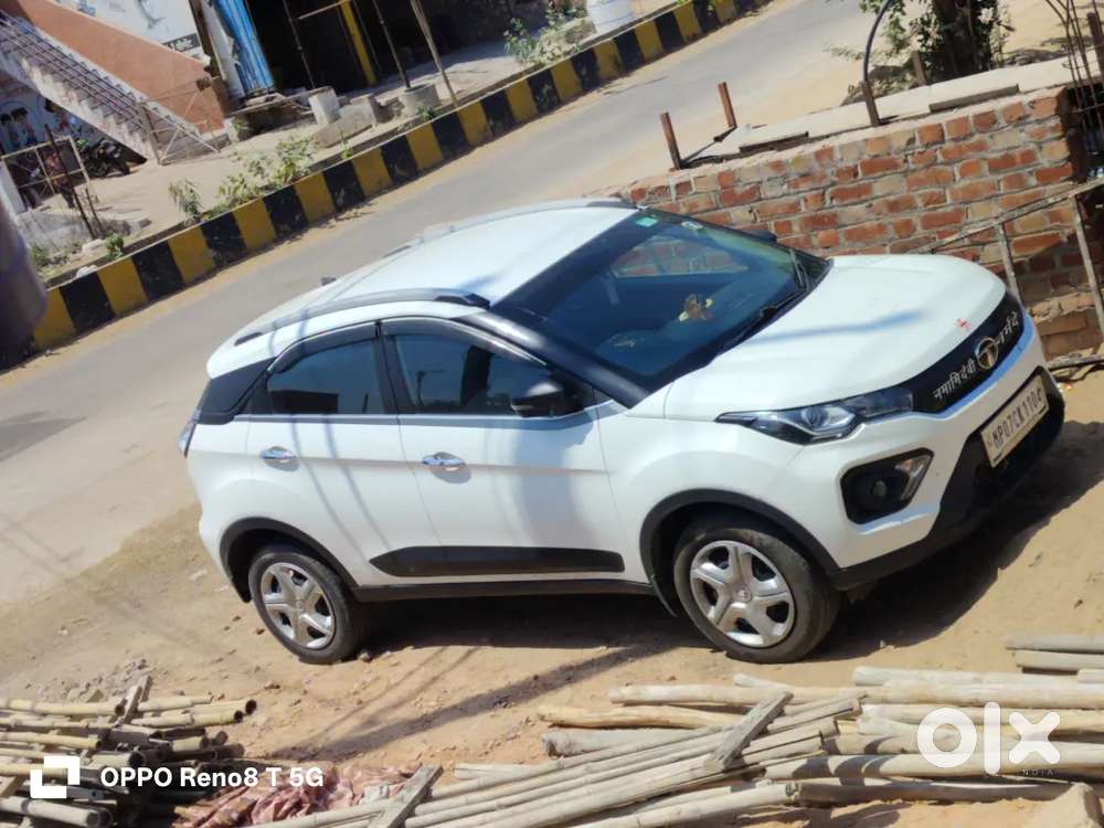 Tata Nexon 2023 Diesel 700000 Km Driven New Condition No Damage
