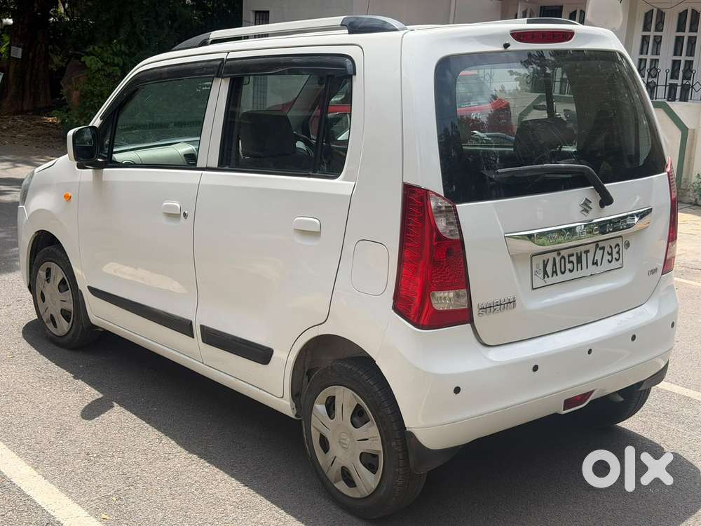 Maruti Suzuki Wagon R VXI AMT, 2016, Petrol