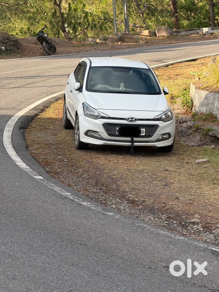 Single Handed Driven Car.scratchless Car 6 Speed Diesel Top Model