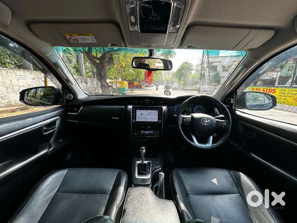 Toyota Fortuner 2022 Diesel 98210 Km Driven