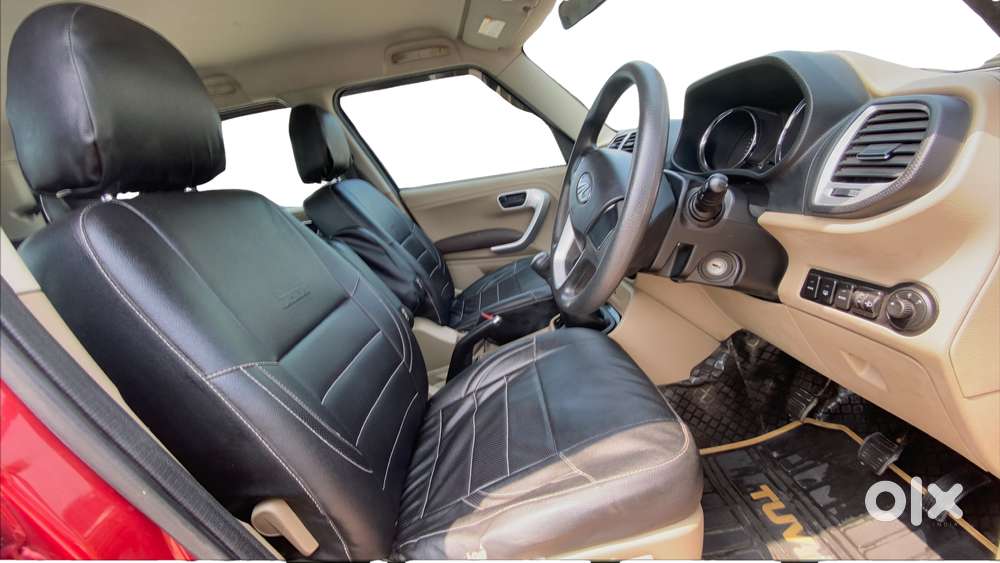 Mahindra Tuv 300 Mhawk100 T8, 2017, Diesel