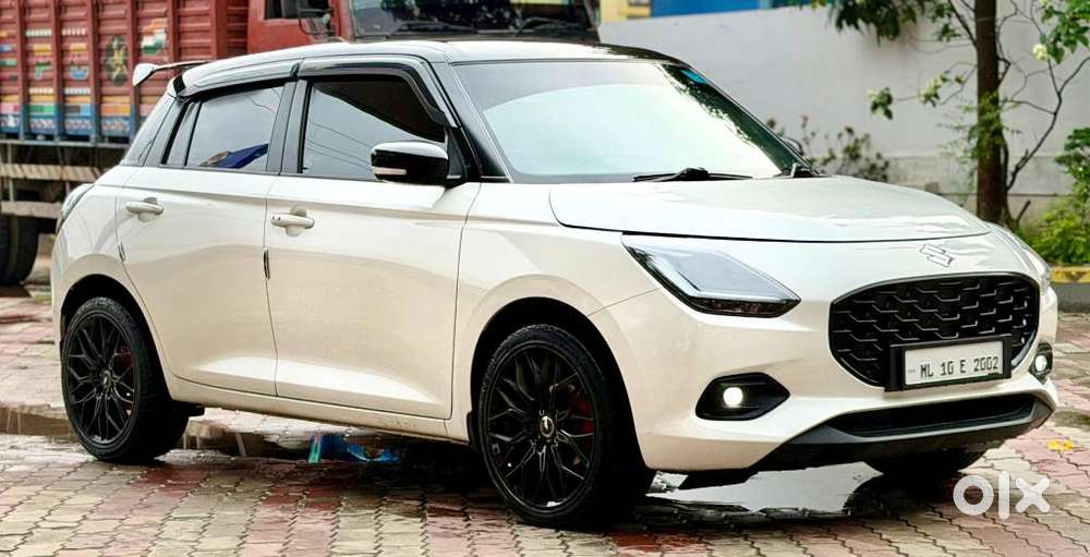 Maruti Suzuki Swift Zxi Plus Dual Tone, 2024, Petrol