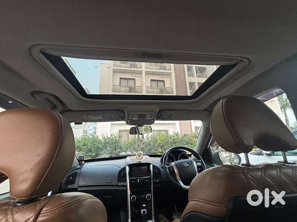 Brand New Condition Luxury Xuv 500 Automatic Car  With Sunroof