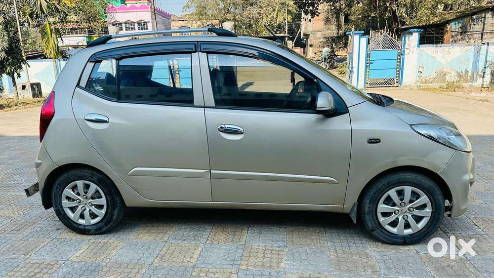 Hyundai I10 Sportz, 2012, Petrol