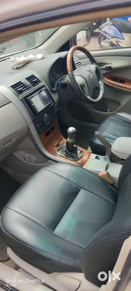 Toyota Corolla Altis 2010
