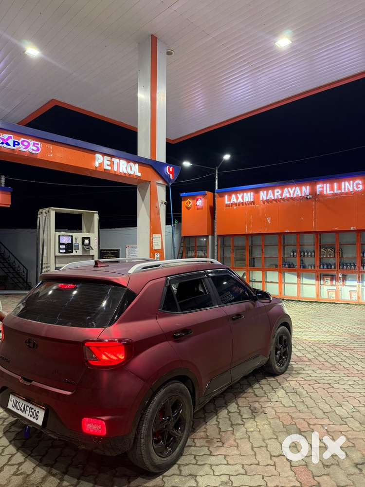 Hyundai Venue Petrol 2021