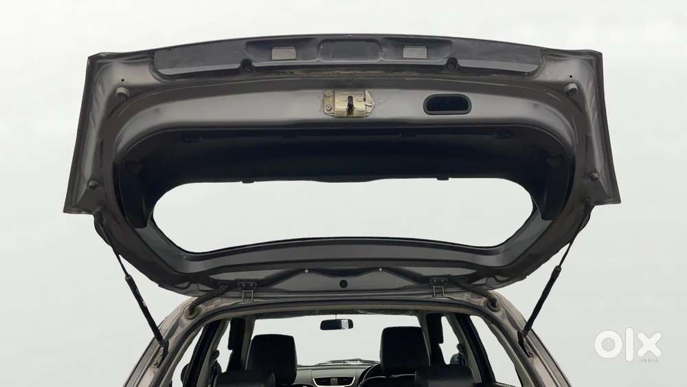 Maruti Suzuki Swift Lxi, 2015, Petrol