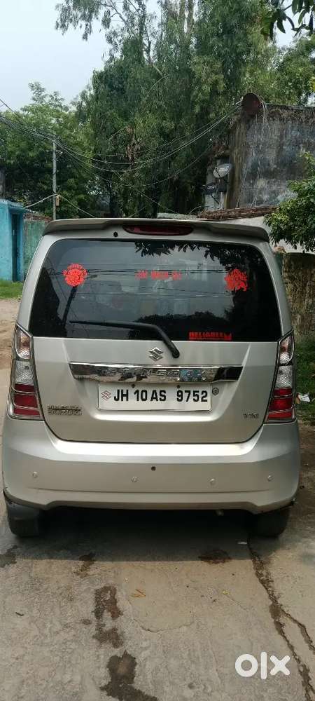 Maruti Suzuki Wagon R Stingray 2015 Petrol Well Maintained