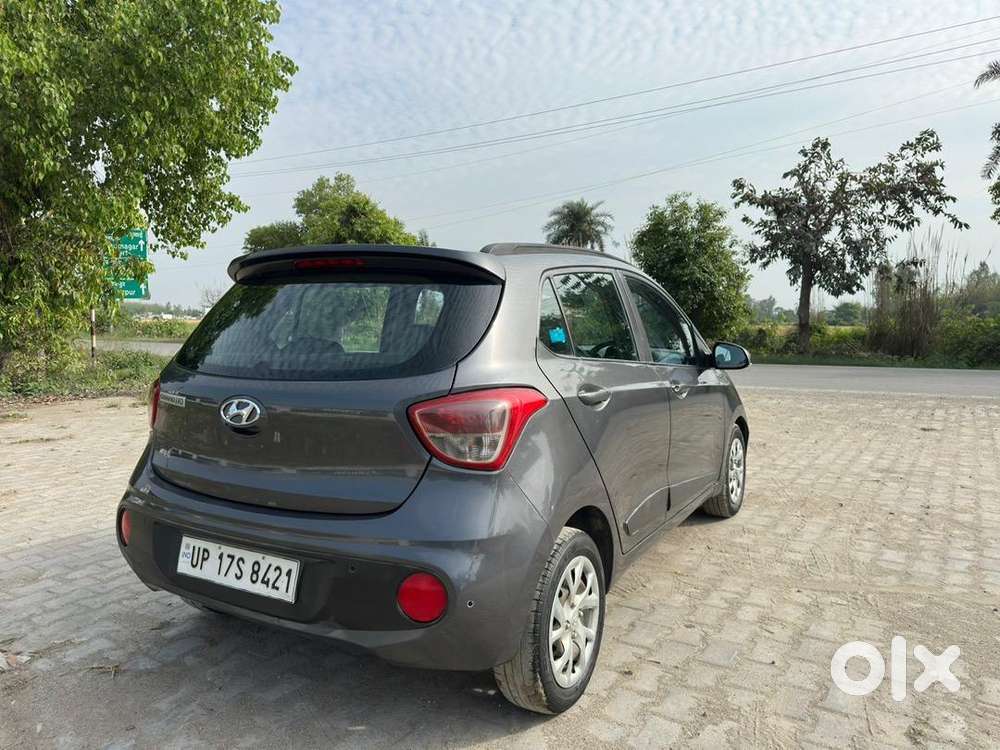 Hyundai Grandi10 Sports Petrol Bs6 Well Maintained.