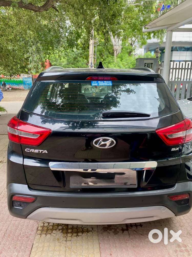 Black Hyundai Creta Diesel 2019