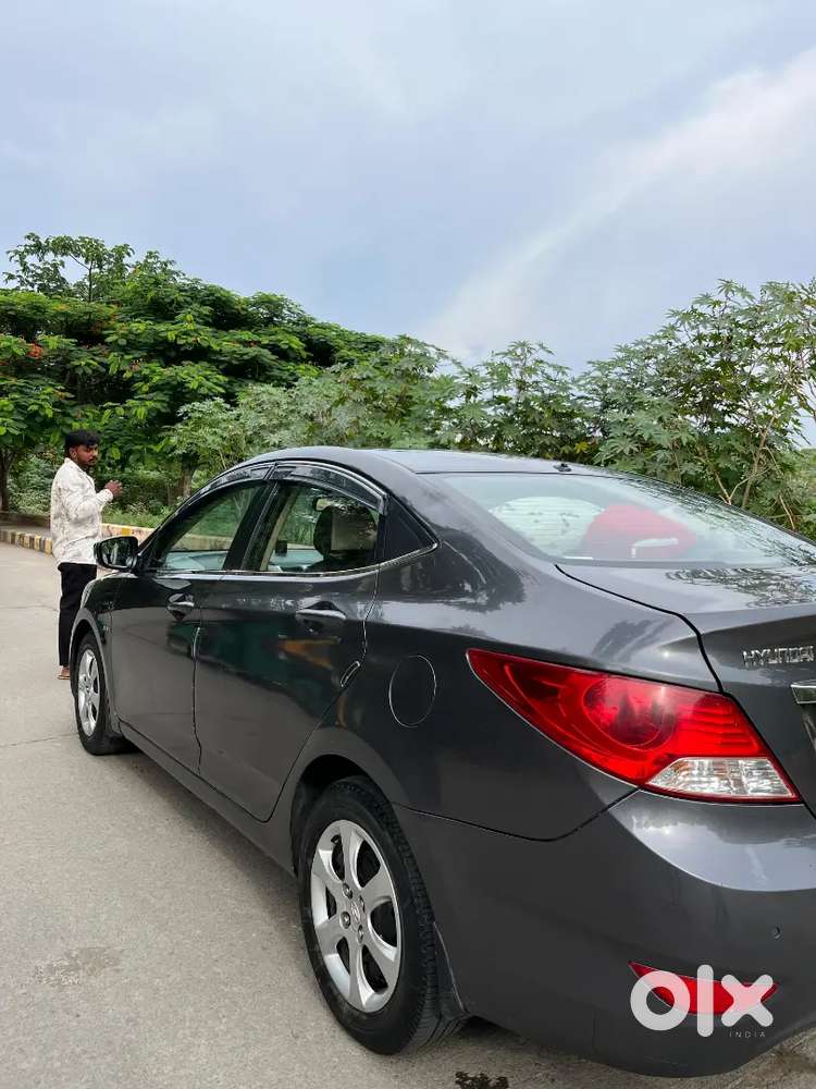 Hyundai Verna 2012 Petrol 85000 Km Driven
