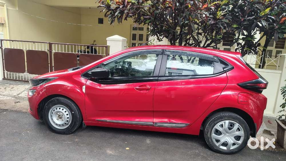 Tata Altroz Petrol 2021
