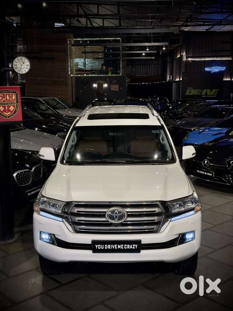 Toyota Land Cruiser [2015-2020] 4.5 Vx Lc 200, 2018, Diesel