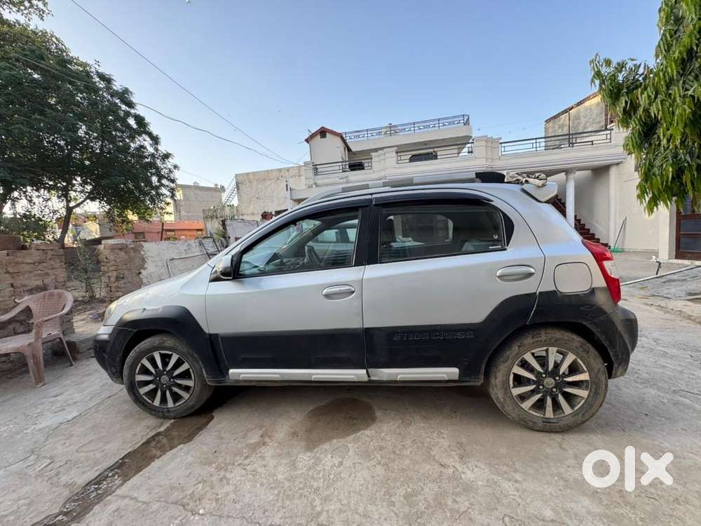 Toyota Etios Cross 2015 Diesel Good Condition