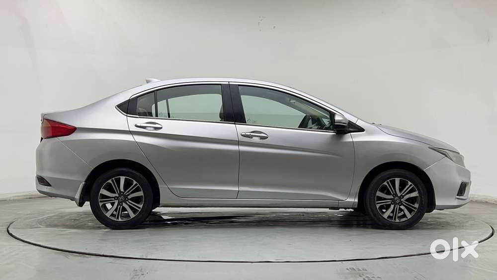Honda City I-vtec V, 2018, Petrol