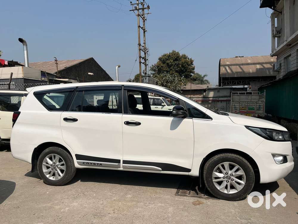 Toyota Innova Crysta 2.4 Gx Mt 8s, 2019, Diesel