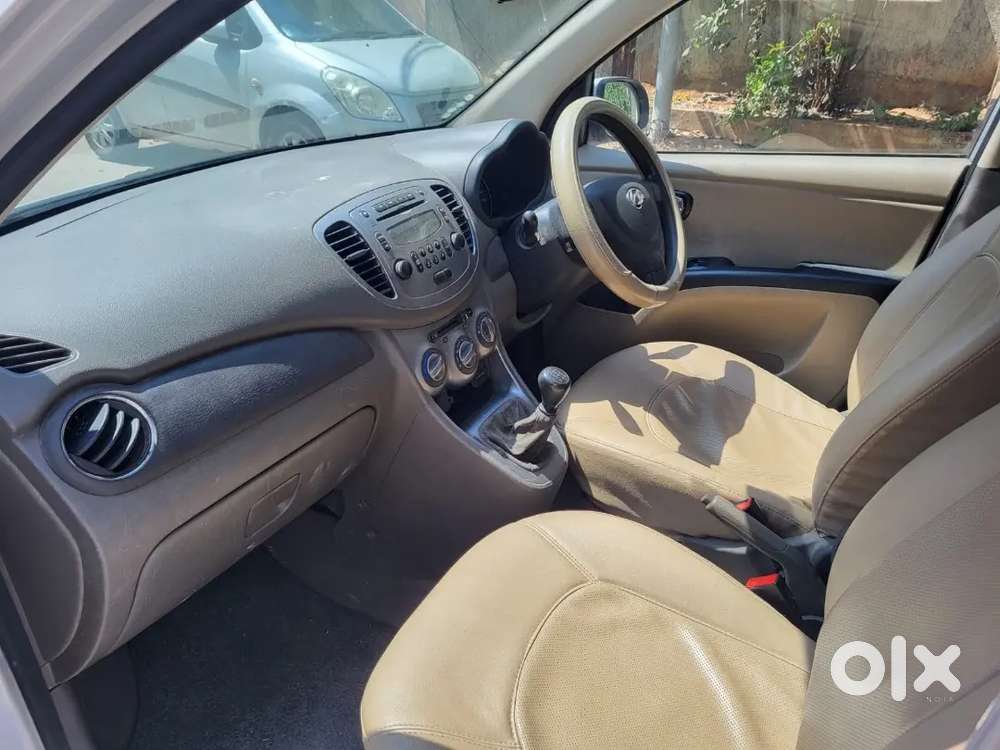 Doctor Used Hyundai I10 Sportz Petrol 2014