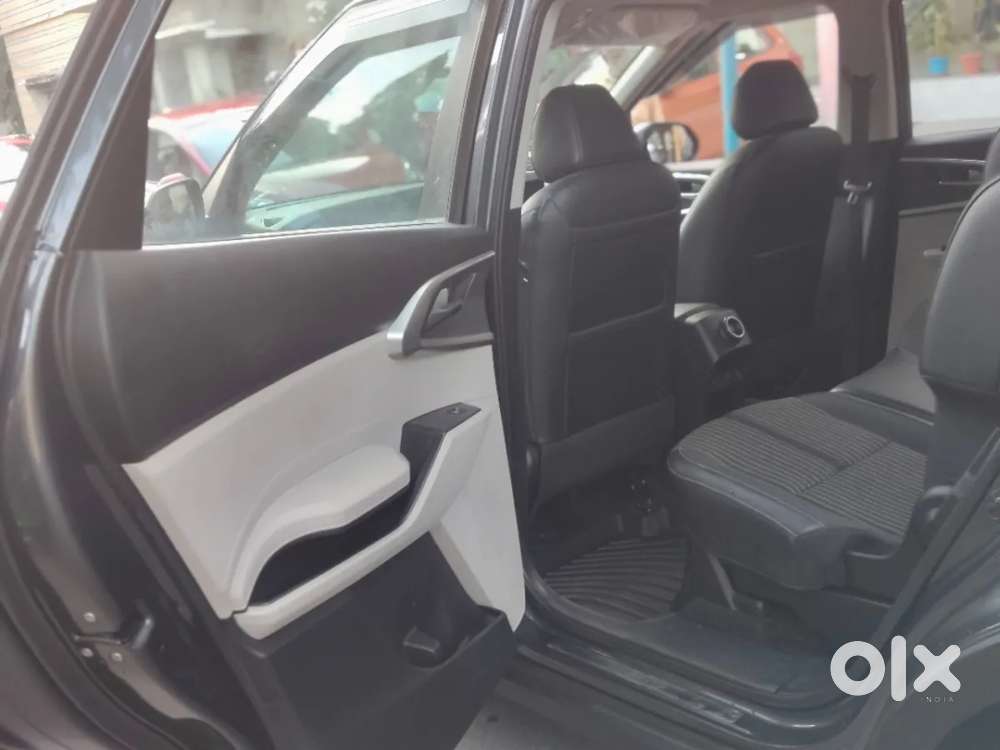 Kia Carens 1.5 Premium 7 Str, 2023, Petrol