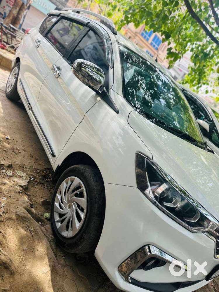 Maruti Suzuki Ertiga 1.5 Vxi Shvs, 2024, Cng & Hybrids