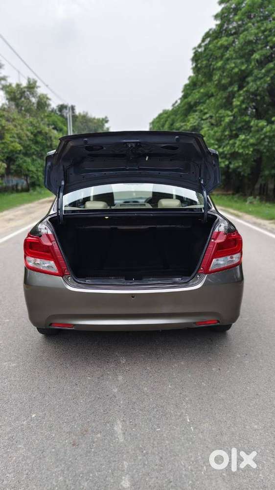 Maruti Suzuki Dzire 1.2 Vxi Amt, 2018, Petrol