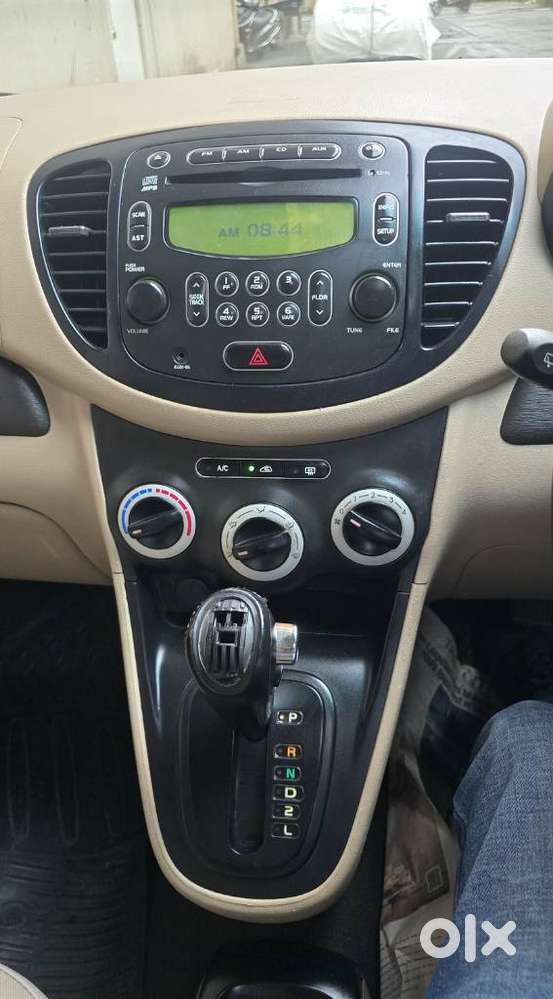 Hyundai I10 Asta 1.2 At With Sunroof, 2010, Petrol
