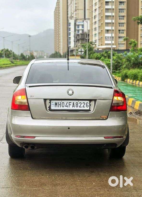 Skoda Laura Skoda-laura-laura-elegance-1.9-tdi--at, 2012, Diesel