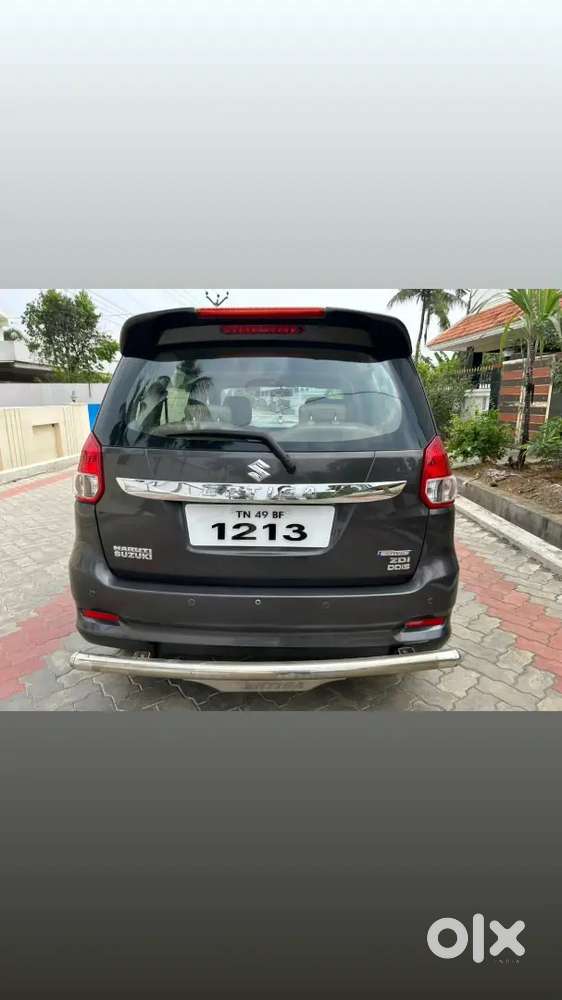 Maruti Suzuki Ertiga 2016 Diesel 142000 Km Driven