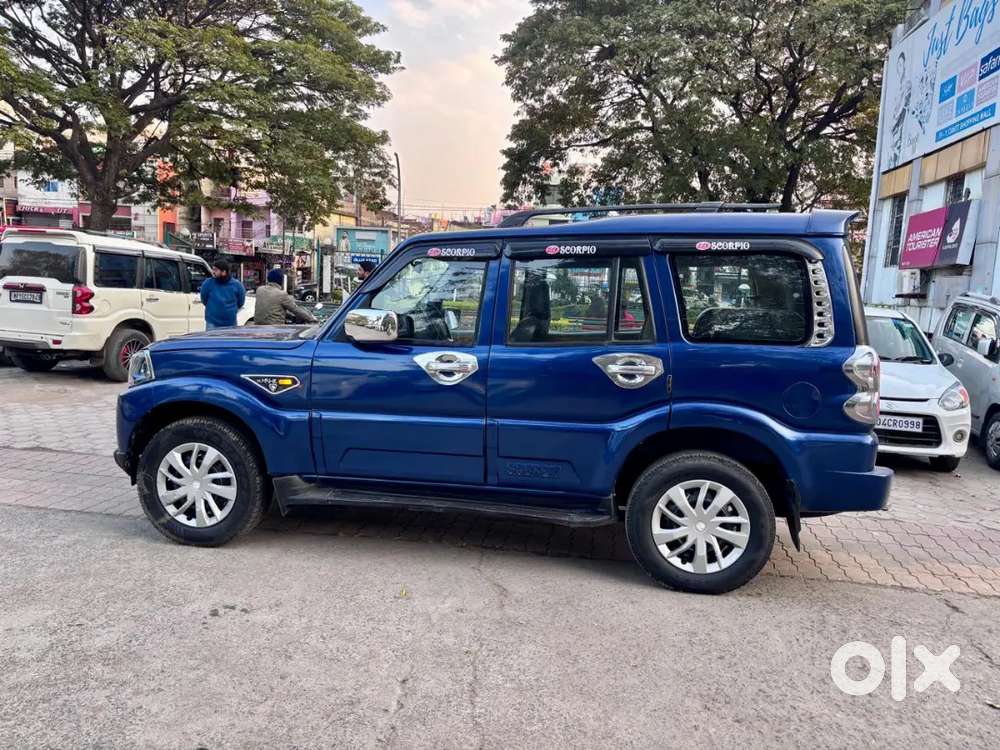 Mahindra Scorpio 2014