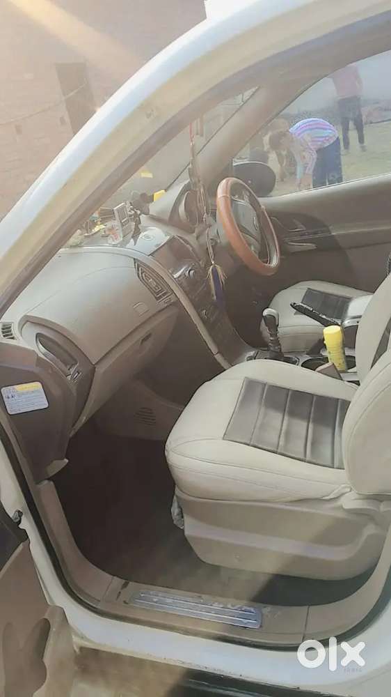 Mahindra Xuv500 Diesel 2012 Car