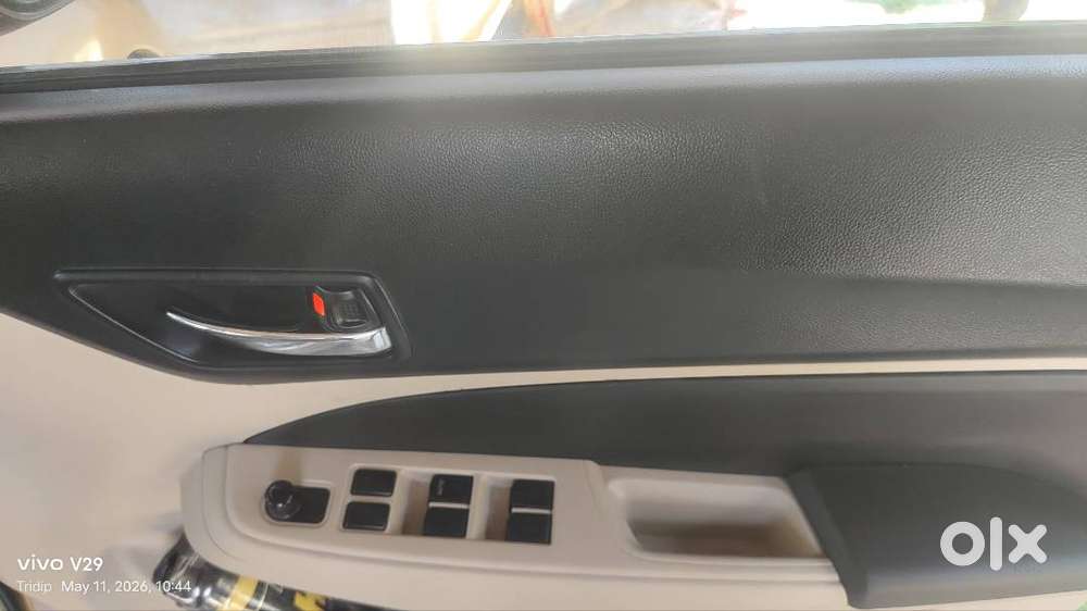 Maruti Suzuki Swift Dzire 2017 Petrol Well Maintained